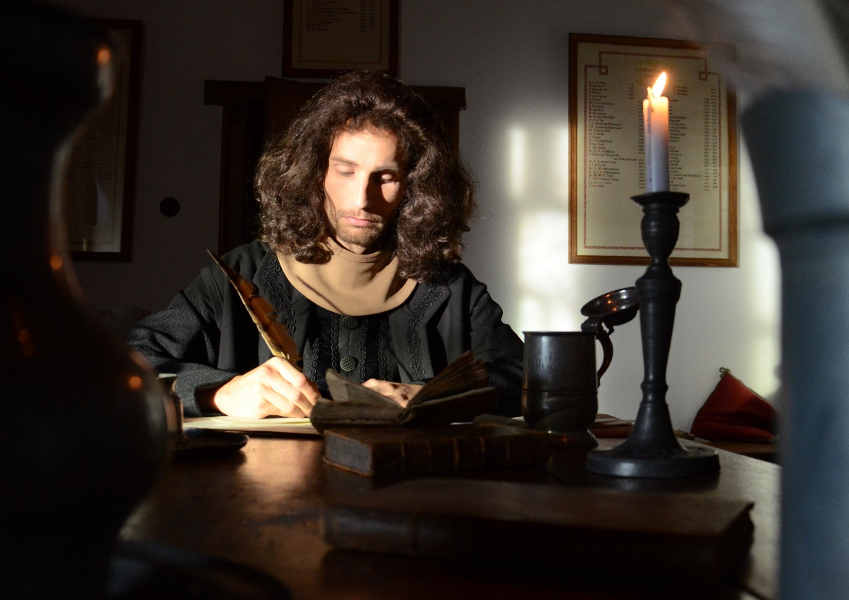 foto - Spinoza schrijft TTP_klein